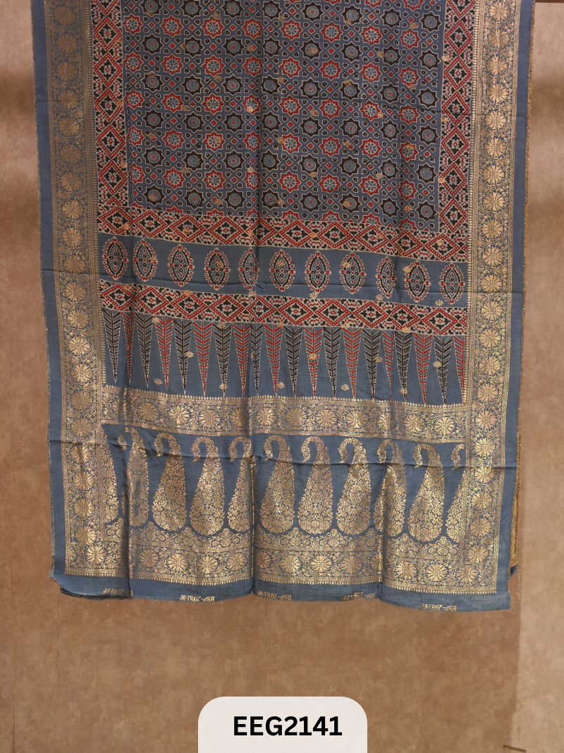 DOLA AJRAKH DUPPATTA
