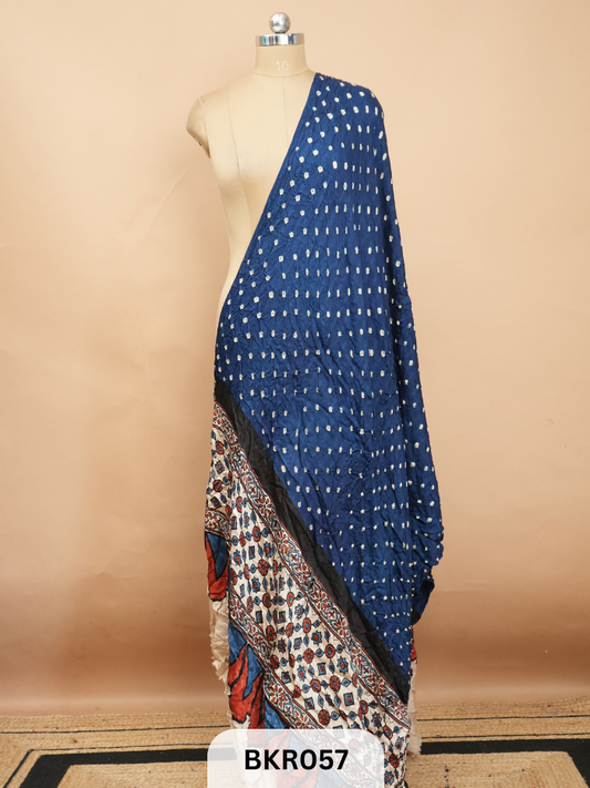 BANDHANI WITH AJRAKH  DUPPATA | BORDERLESS