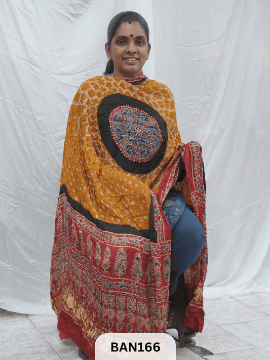 AJRAKH BANDHEJ GUL DUPPATA WITH LAGDI PATTA