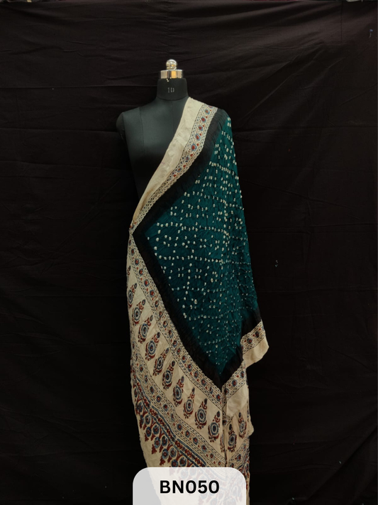 AJRAKH BANDHANI STAR DUPPATA | BORDER