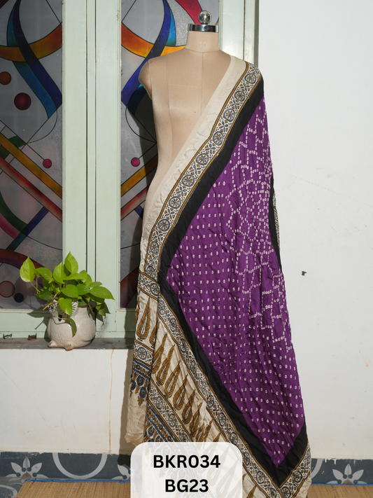 BANDHANI WITH AJRAKH DUPPATA | BORDER