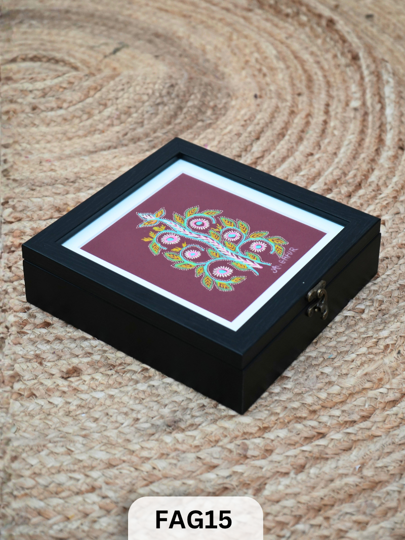 ROGAN ART PAINTINGS PATCHS GIFT BOX