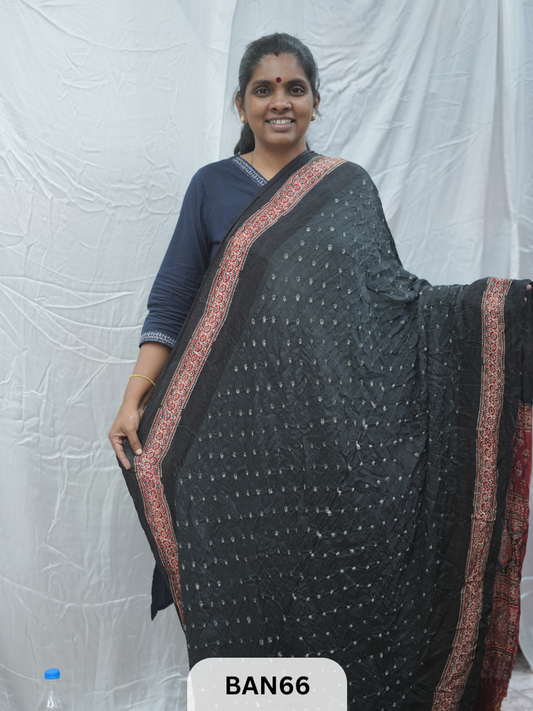BANDHANI WITH AJRAKH SEMI GAJI SAREE