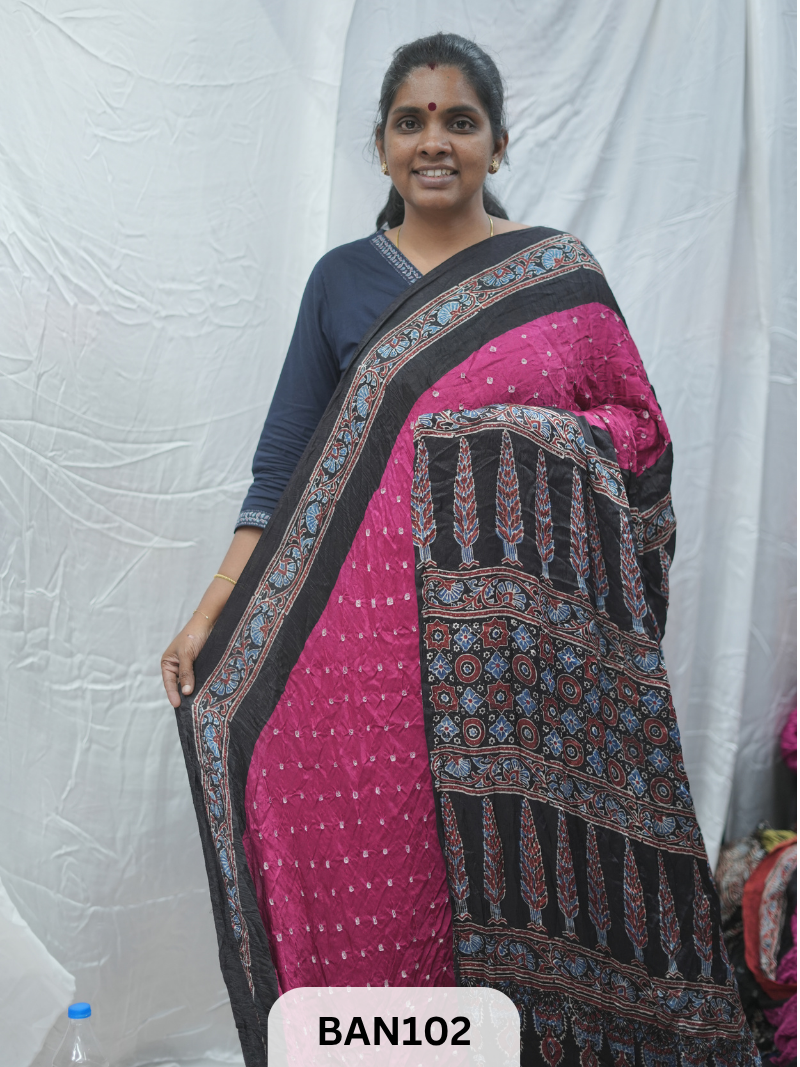 BANDHANI WITH AJRAKH SEMI GAJI SAREE