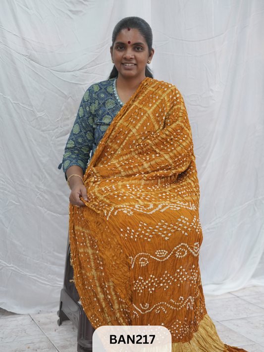 MODAL GHARCHOLA WITH BANDHANI