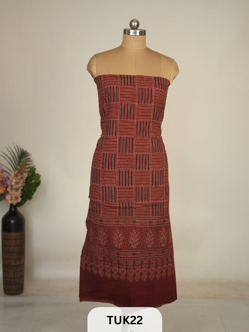 MODAL WITH AJRAKH TOP MATERIAL-2.5MTS AND 44 PANA