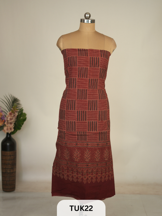 MODAL WITH AJRAKH TOP MATERIAL-2.5MTS AND 44 PANA