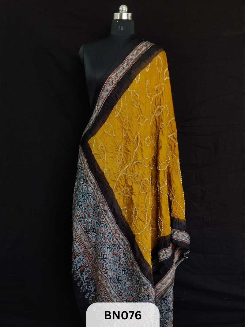 AJRAKH BANDHANI BORDER AAMBADAL DUPATTA