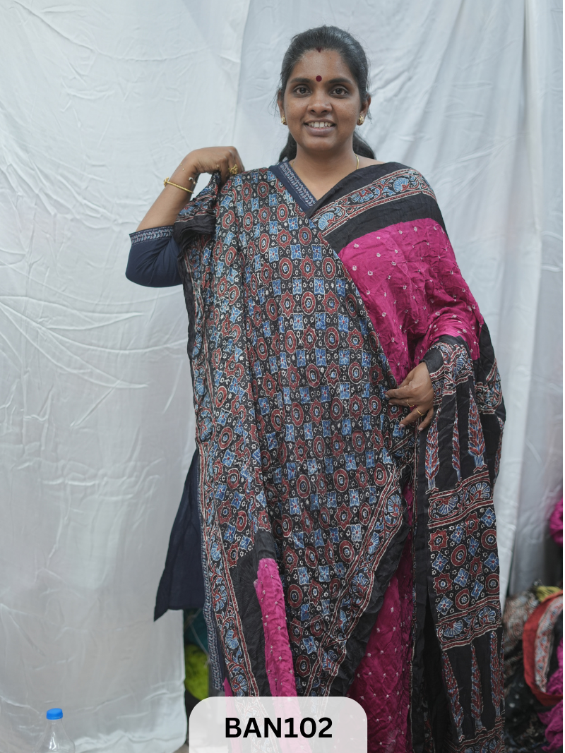 BANDHANI WITH AJRAKH SEMI GAJI SAREE