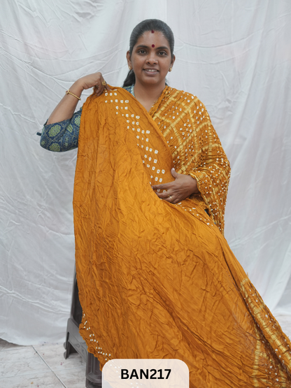 MODAL GHARCHOLA WITH BANDHANI