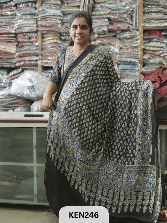 MODAL AJRAKH SCREEN PRINT DUPPATA