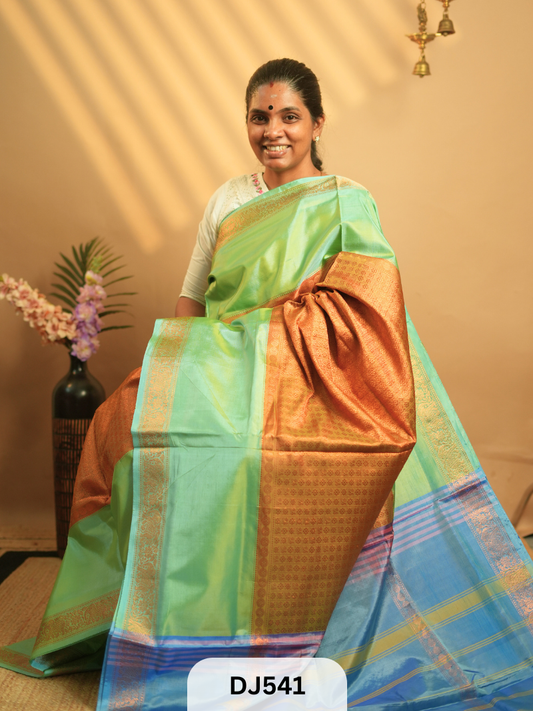 VAAZHAI PATTU SAREE - BANANA PITH | VANASINGARAM