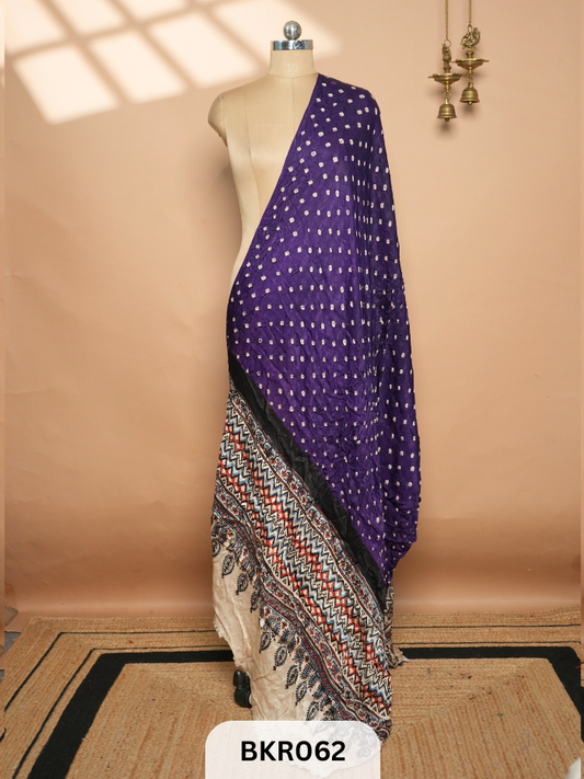 BANDHANI WITH AJRAKH  DUPPATA | BORDERLESS