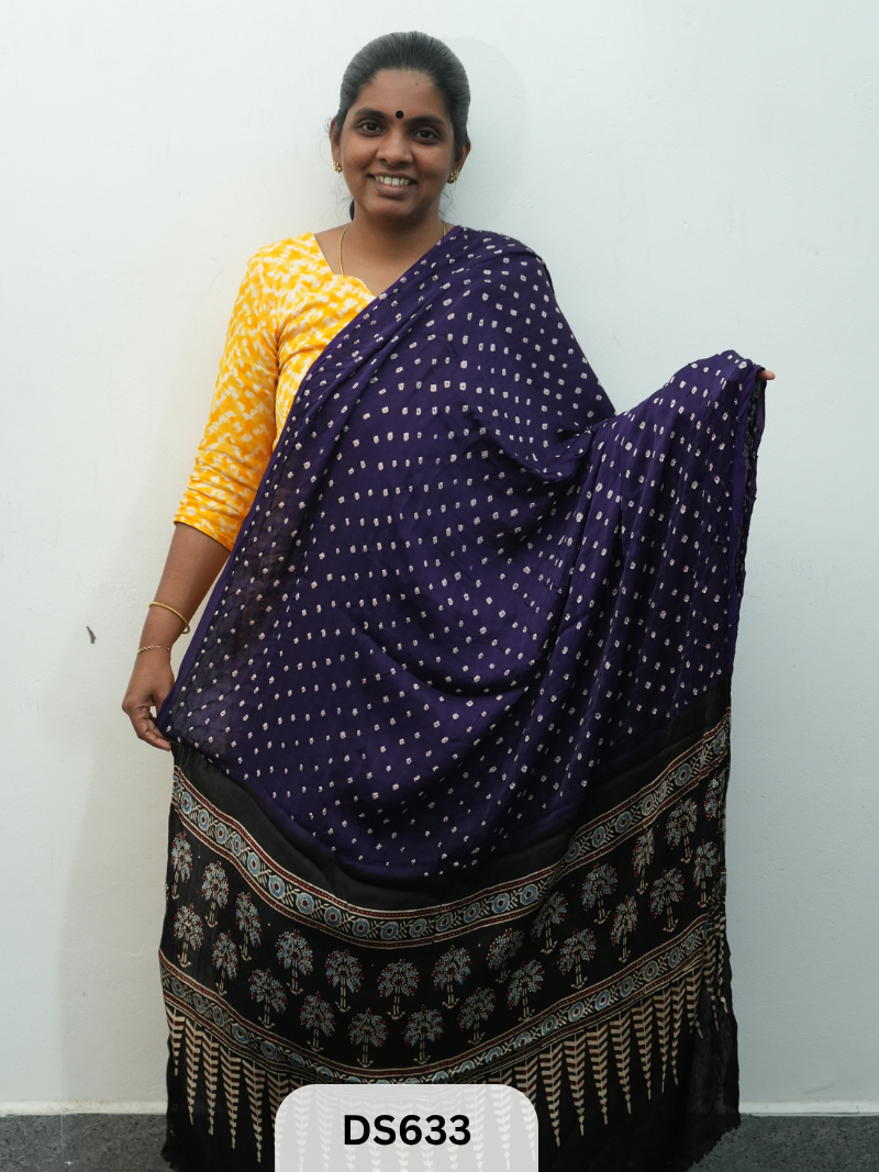 Bandhani Dupatta with Ajrakh Print