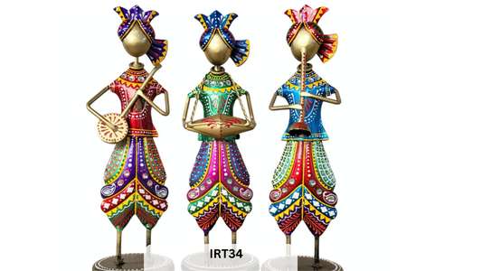 DHOTI AKIRA MUSICIANS