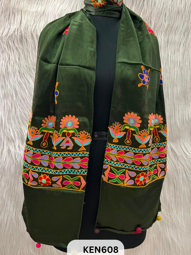 MUSHRU HAND AARI WORK STOLE