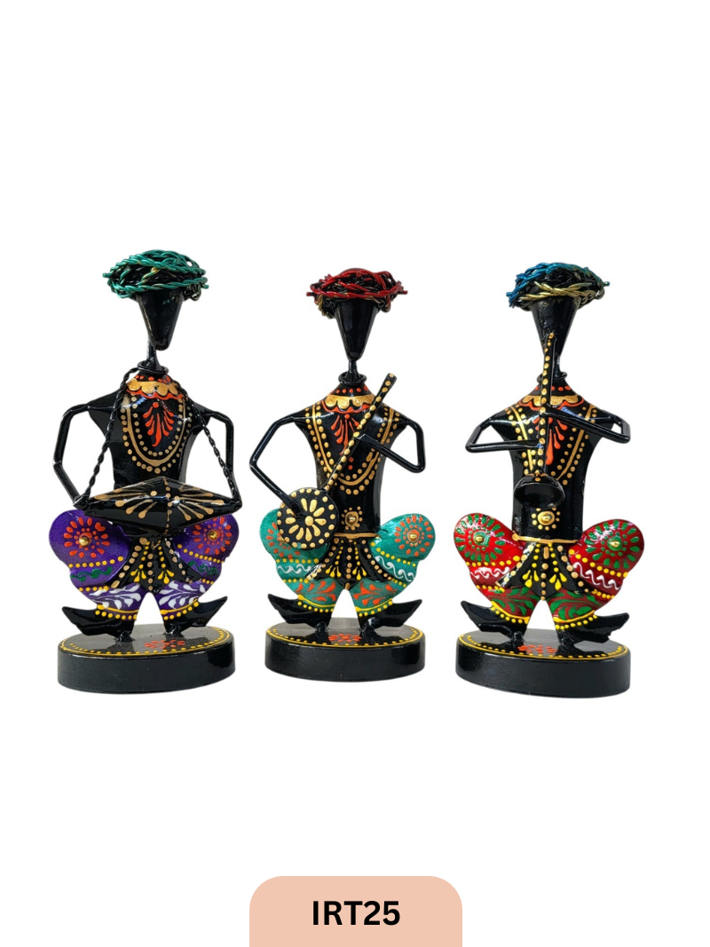 IRON SITTING MUSICIANS 9x21 CMS