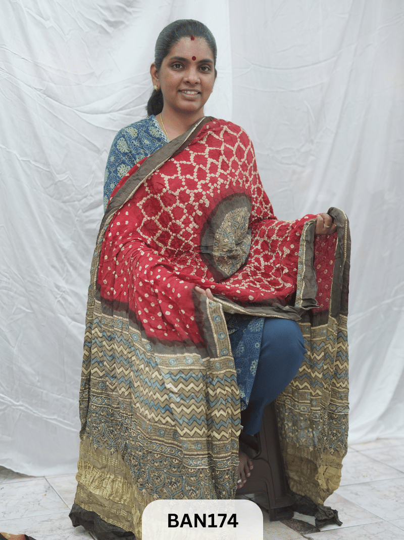 AJRAKH BANDHEJ GUL DUPPATA WITH LAGDI PATTA