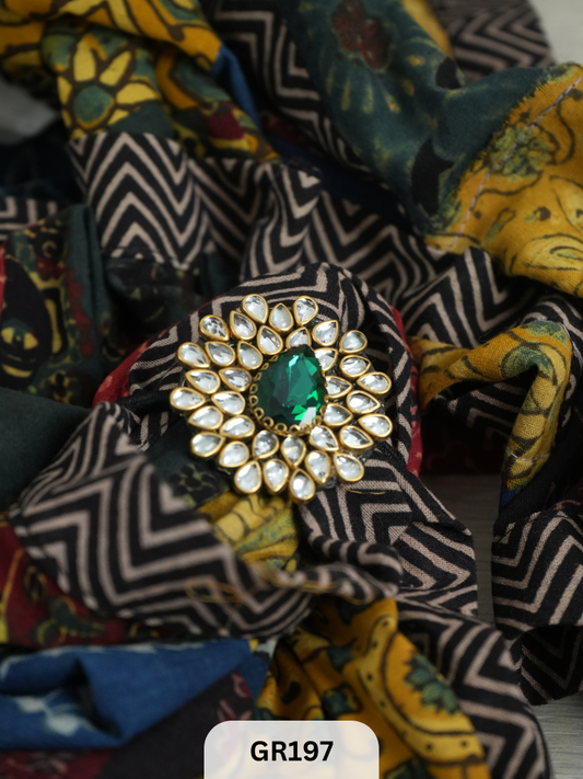 HANDCRAFTED AJRAKH STOLE & BAND SET