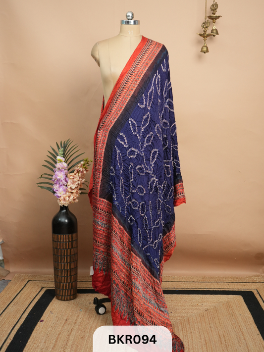 BANDHANI WITH AJRAKH DUPPATA | BORDER