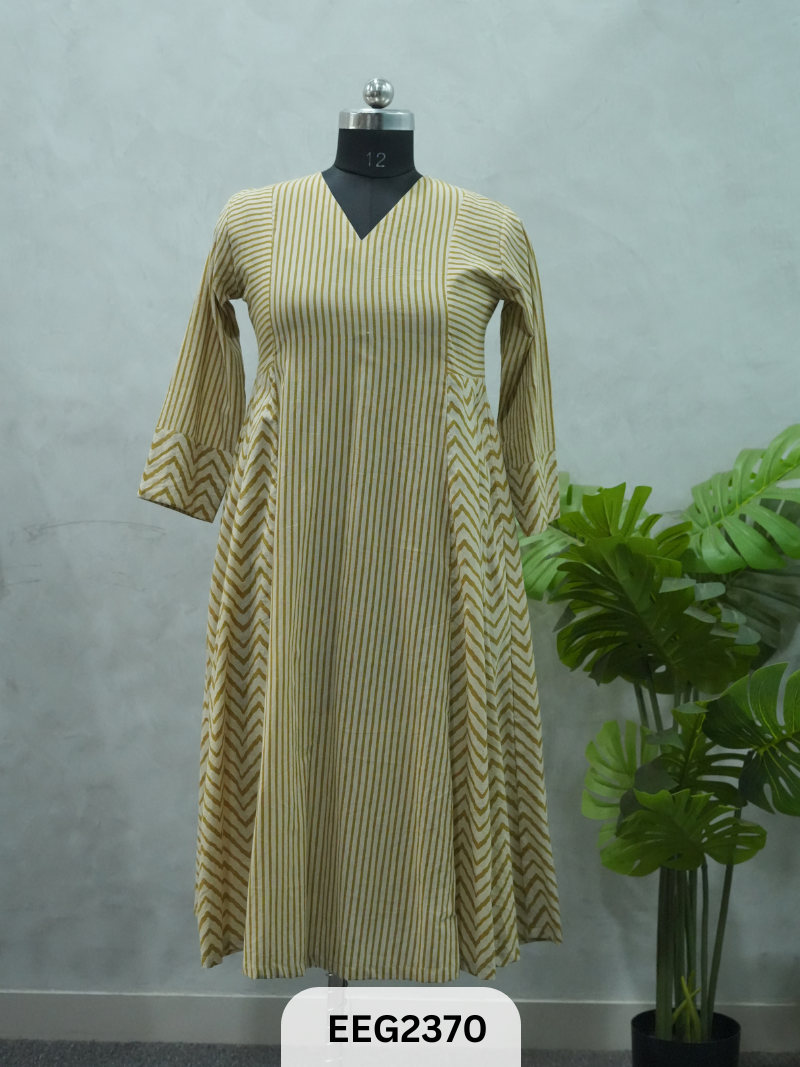 COTTON OF WHITE AJRAKH PRINTED OFFICE WEAR KURTI