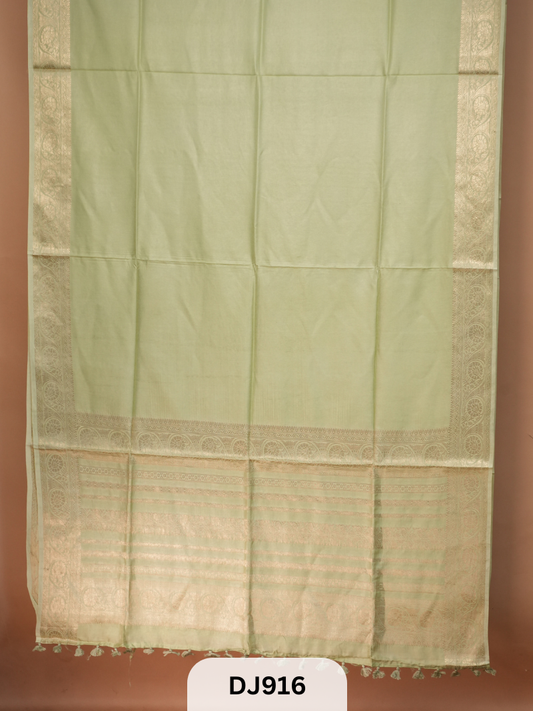 DOLA NATURAL TIE AND DIE