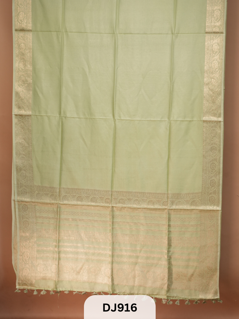 DOLA NATURAL TIE AND DIE