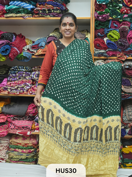 BANDHANI AJRAKH WITH LAGDI PATTA DUPPATA