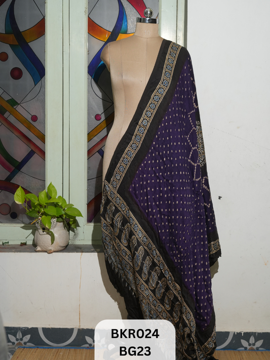BANDHANI WITH AJRAKH DUPPATA | BORDER