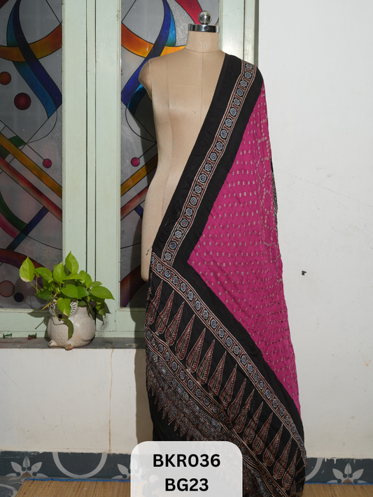 BANDHANI WITH AJRAKH DUPPATA | BORDER