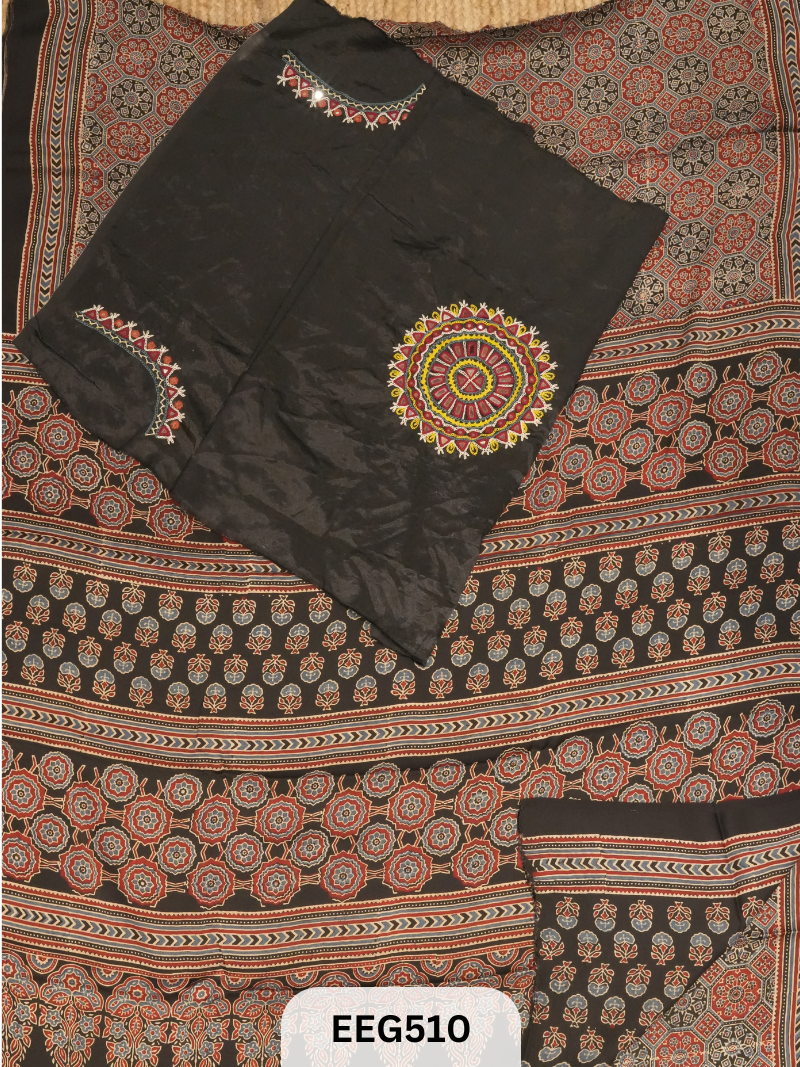 AJRAKH MODAL SAREE WITH KUTCHI HANDWORK BLOUSE PIECE EXTRA