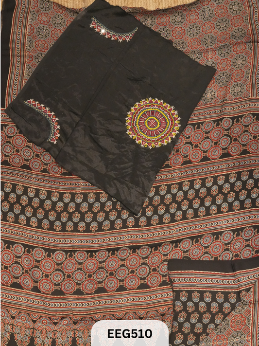 AJRAKH MODAL SAREE WITH KUTCHI HANDWORK BLOUSE PIECE EXTRA
