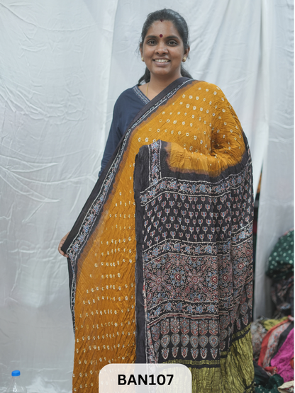 BANDHANI WITH AJRAKH SEMI GAJI SAREE