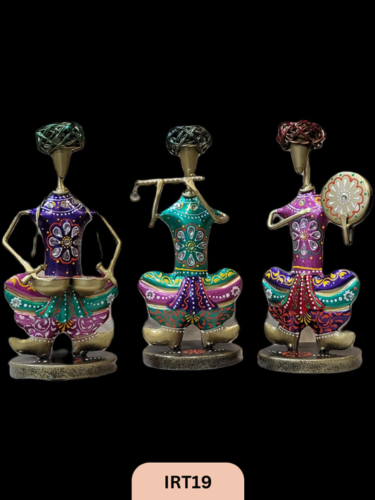IRON SITTING BHANGRA MUSICIANS