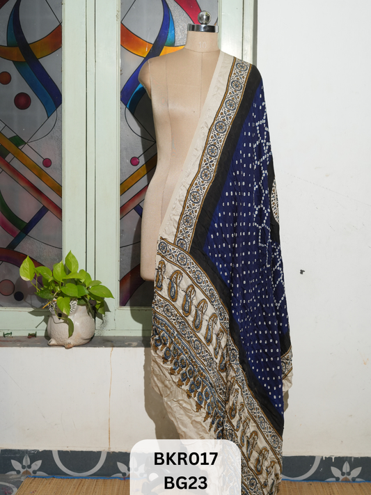 BANDHANI WITH AJRAKH DUPPATA | BORDER