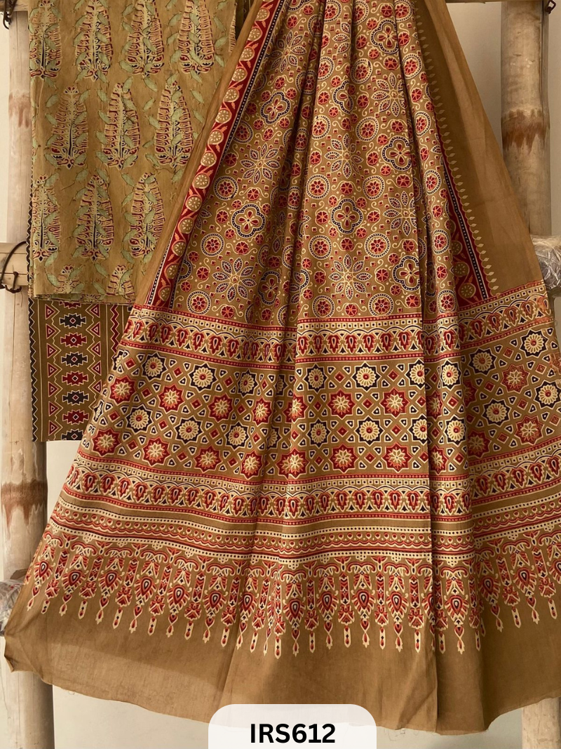 RAJASTHANI HAND STITCHED APLIQUE DYED TOP & BOTTOM WITH AJRAKH DUPATTA