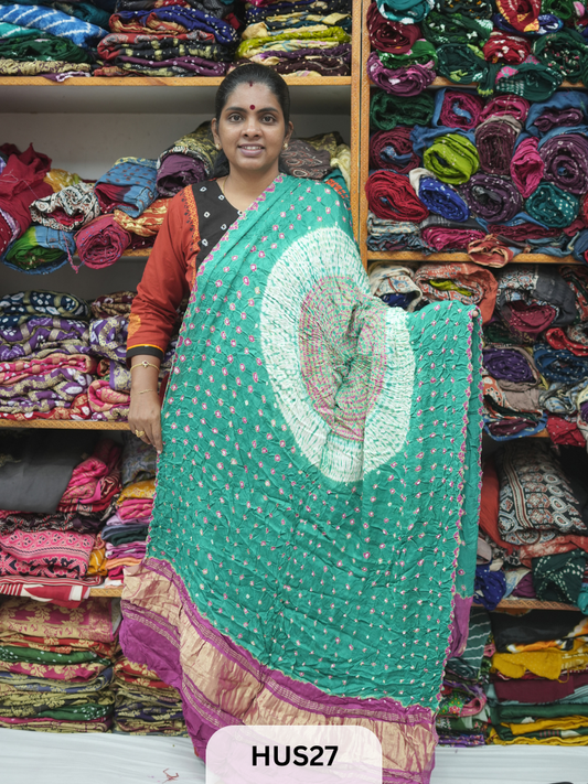 BANDHANI SHIBORI WITH LAGDI PATTA PIPEING BORDER
