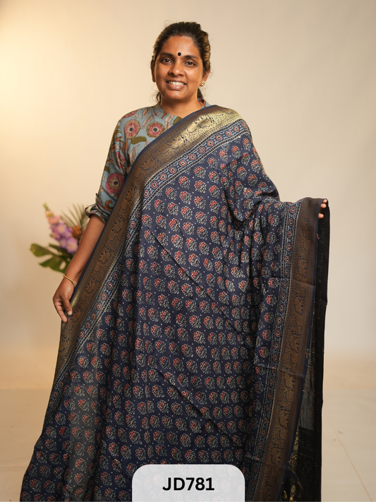 NAKSHI BORDER - DOLA WITH MUSLIN SILK SAREE