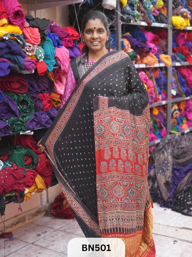AJRAKH TISSUE PALLU BORDER BANDHEJ SAREE