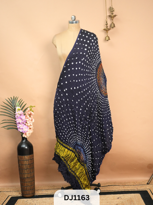 BANDHANI BORDERLESS WITH LAGDI PATTA - DUPATTA