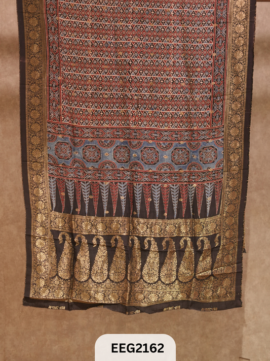 DOLA AJRAKH DUPPATTA