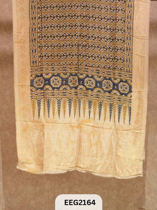 DOLA AJRAKH DUPPATTA