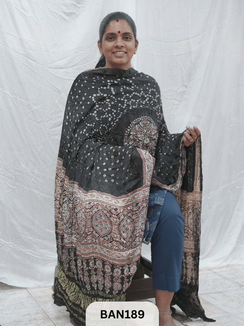 AJRAKH BANDHEJ GUL DUPPATA WITH LAGDI PATTA