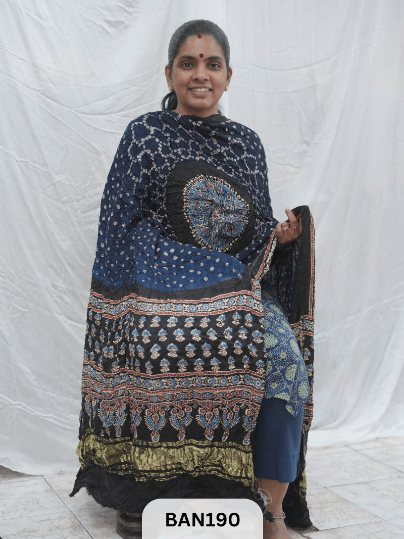 AJRAKH BANDHEJ GUL DUPPATA WITH LAGDI PATTA