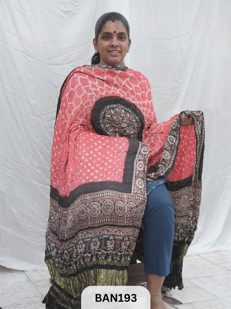 AJRAKH BANDHEJ GUL DUPPATA WITH LAGDI PATTA