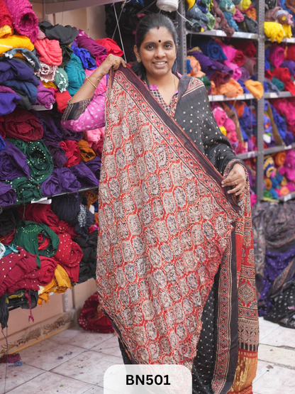 AJRAKH TISSUE PALLU BORDER BANDHEJ SAREE