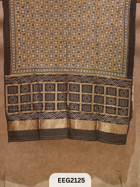 DOLA AJRAKH DUPPATTA