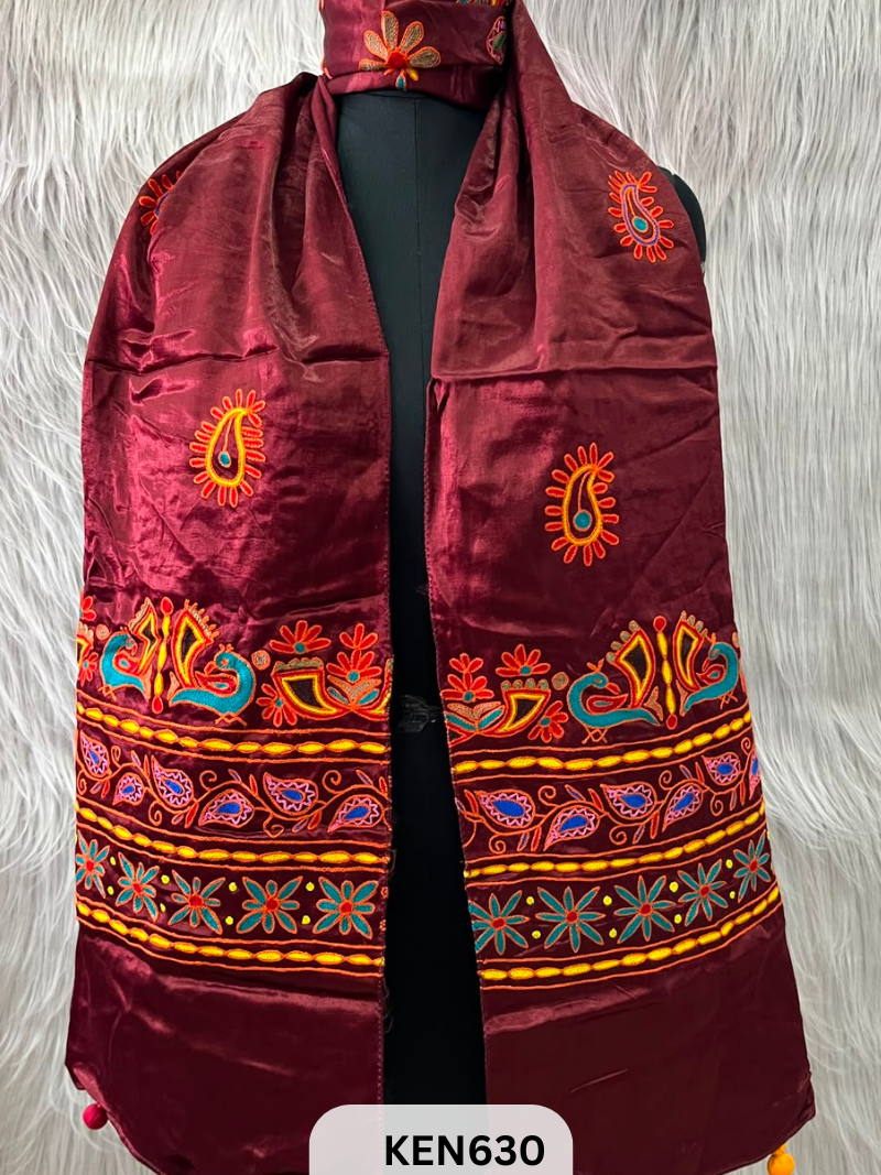 MUSHRU HAND AARI WORK STOLE