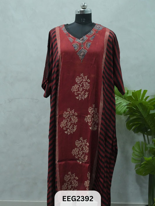 MODAL KHAFTAN WITH MIRROR WORK NECKLINE
