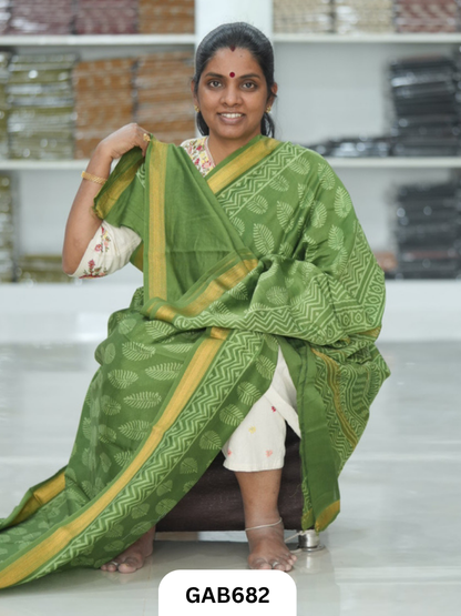 Hand Block Printed Maheshwari Silk Saree